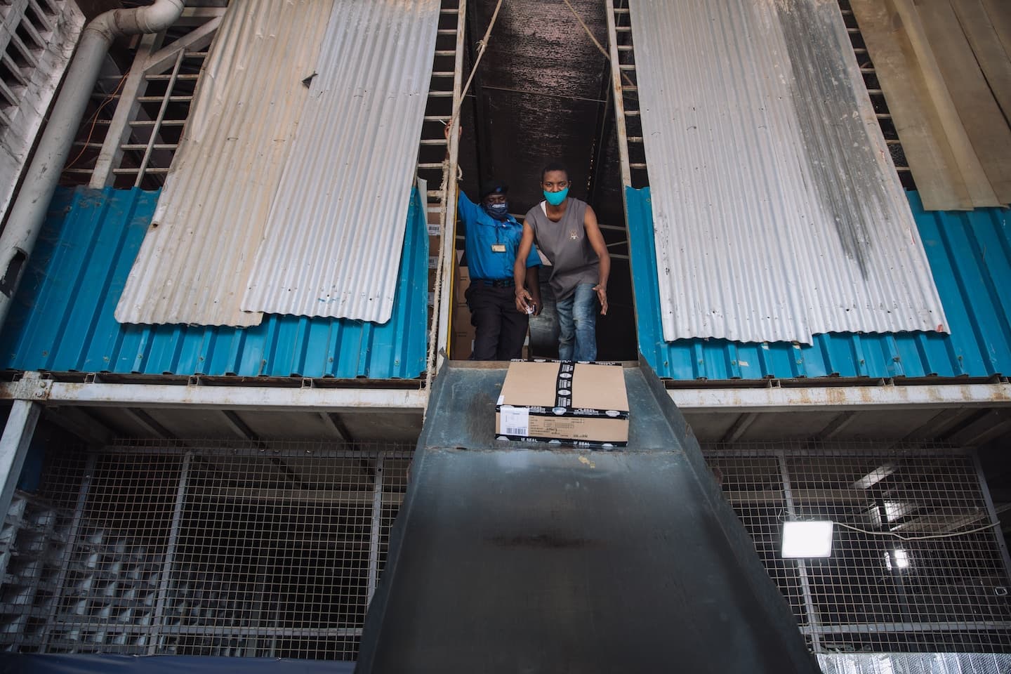 'Last on the Rung': Africa Deals With Fallout From a 'Made in the USA' Supply-Chain Crisis